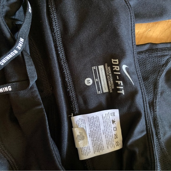 Nike Dri-Fit Capri - Picture 2 of 4